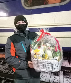 Фотозвіт доставки подарункового кошика