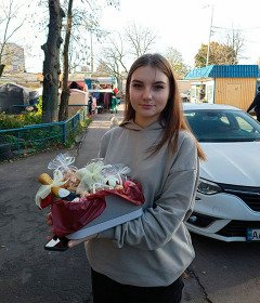 доставка подарункового бокса для дівчини