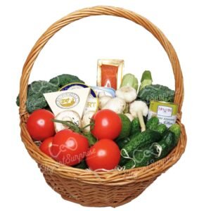 Продуктовий кошик з овочами